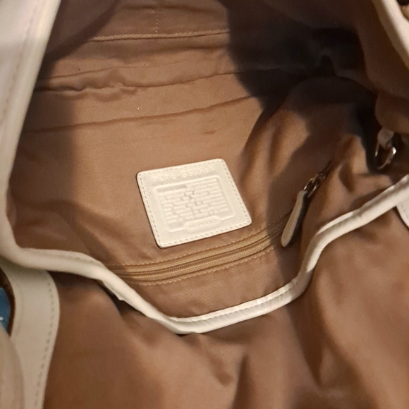 🟥🟧🟨 SALE $50 🟨🟧🟥 Coach White Leather Purse Handbag - Picture 11 of 15